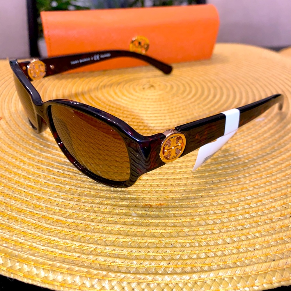 Tory Burch - Authentic sunglasses